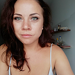 Джулія С. Джей